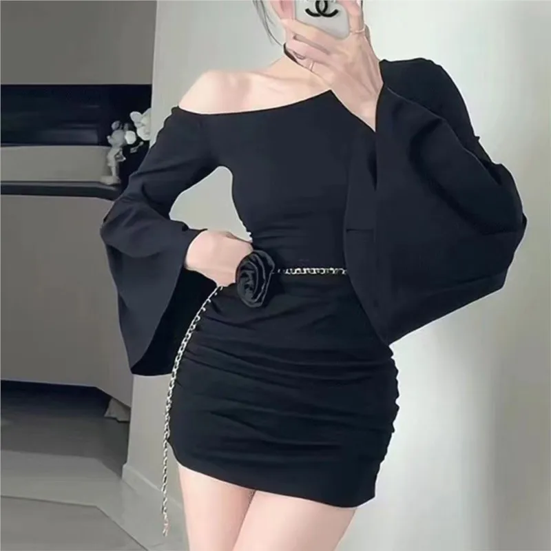 Atmosphere Design Sense Niche Elegance Off-the-shoulder Flared Sleeves Slimming And Body-hugging Dress For Women