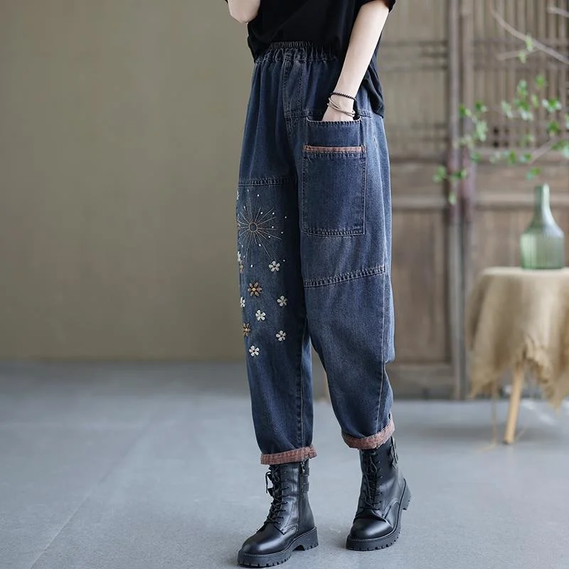 Jeans Women\'s 2024 New Vintage Floral Embroidery Blue Denim Trousers Loose Retro Casual High Waist Harem Long Pants