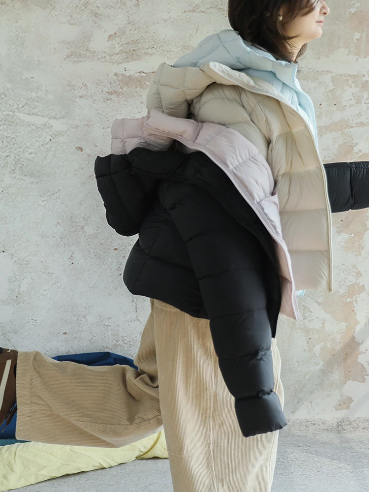 

Женская приталенная укороченная куртка Slim Fit с наполнителем из 95% белого гусиного пуха, легкая, облегающая, модель 2026 года, устойчивая к износу