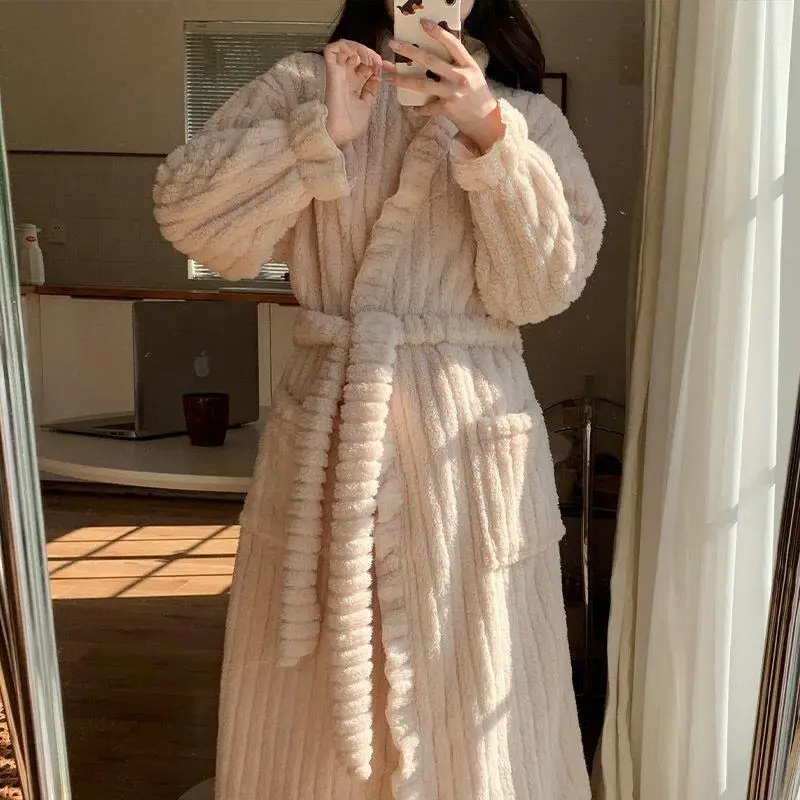 

Women's pajamas Comfortable Sleepwear Cotton Pajama Set winter autumn Coral Fleece Sweet Robe Wearable Thick Flannel Home Suit