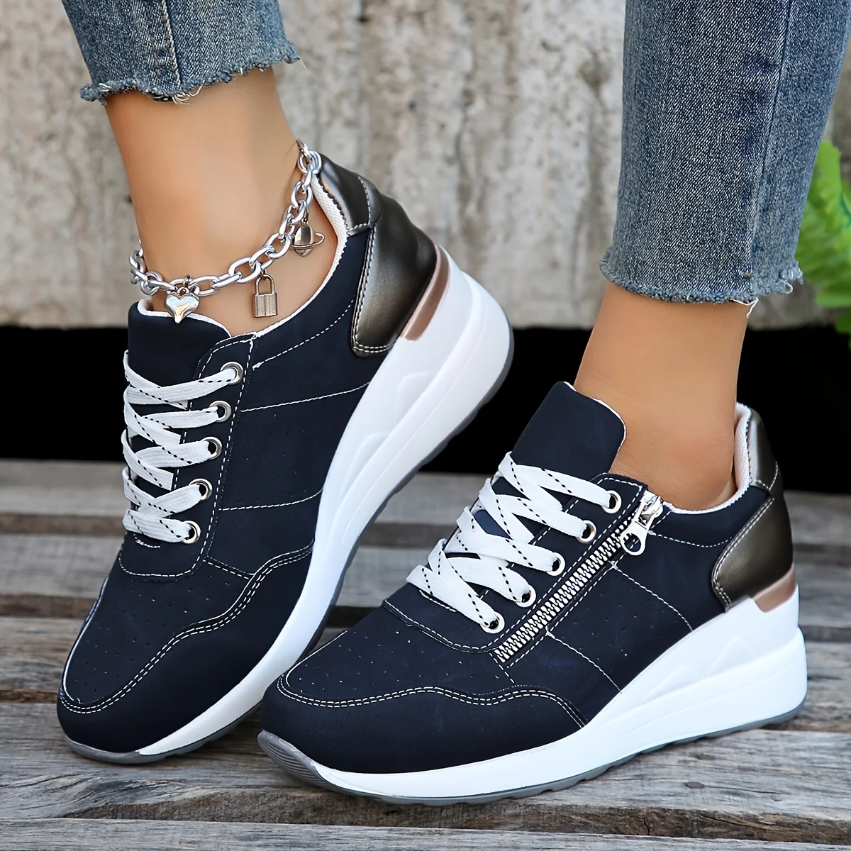 Solid Color Casual Sneakers, Lace Up Breathable Soft Sole Sporty Strainers, Lightweight Low-top Wedge Shoes Sofa living room