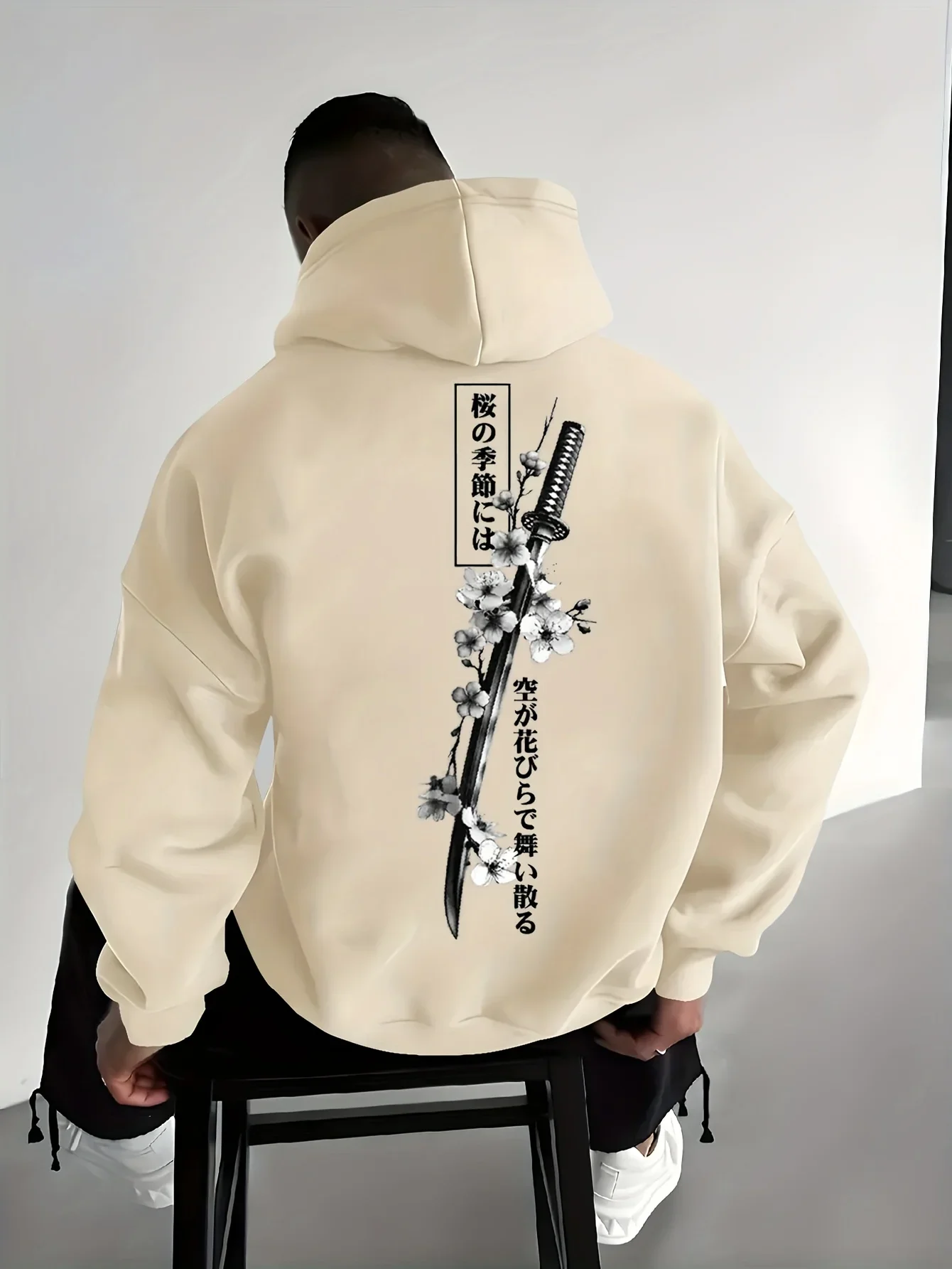 Vintage Hoodie Men Samurai Blade Cherry Blossom Kanji Letter Print Streetwear Retro Typography Winter Pullover Sweatshirt