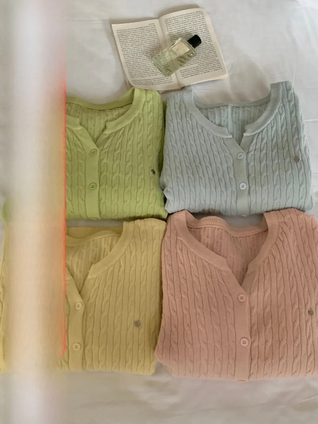 

Slimming Knitted Cardigan Women's Faionable Twist Design Soft Acrylic Long Sve round Ne Striped Casual Korean Sle Top