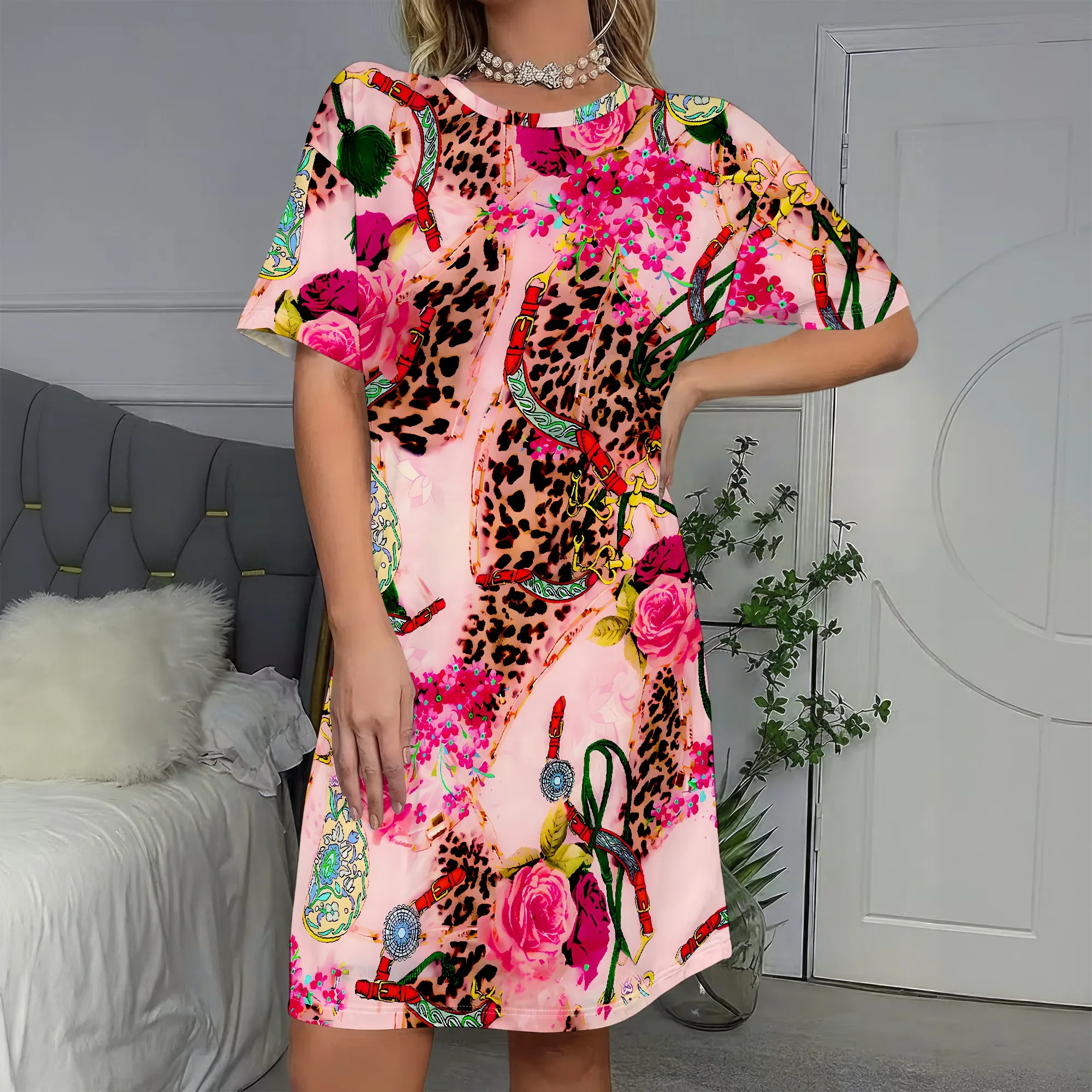 

Pink Floral Leopard Print Short Sleeve Dress, Vibrant Animal Pattern, Rose & Snake Design, Casual Summer Wear for Women, S-2XL