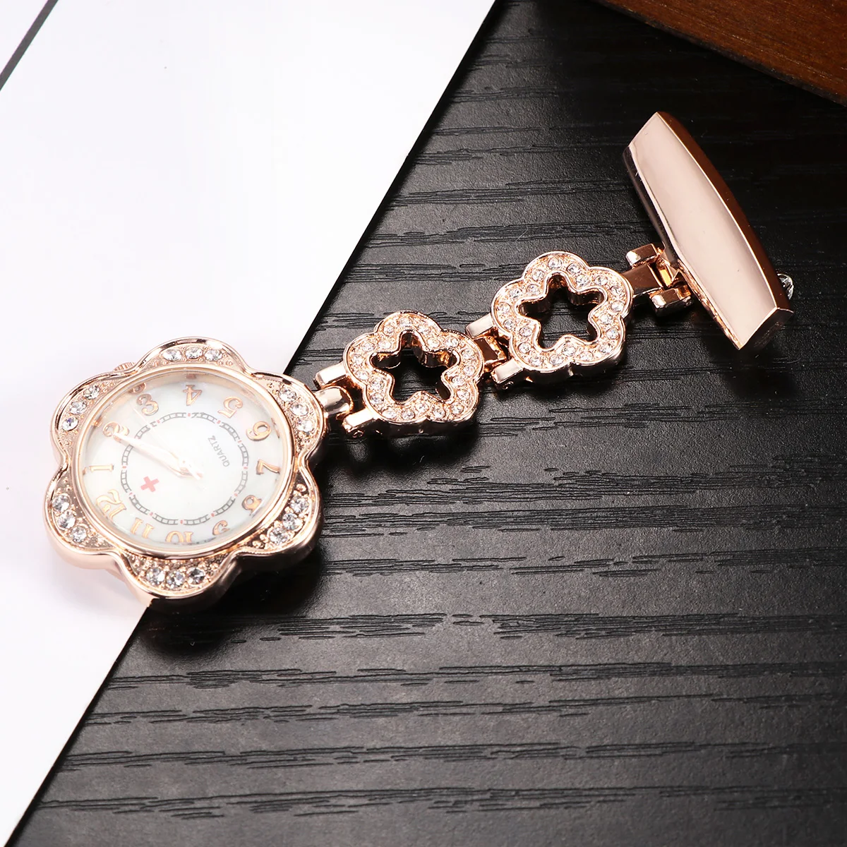 

Rose Gold Rhinestone Nurse Pocket Watch Fashion Alloy Doctor Watch Portable Style Quartz Timepiece