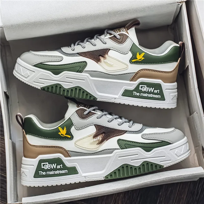 أحذية الصيف الرجالية أحذية جلدية جديدة غير رسمية للربيع والصيف مدرب صغار أنيق مستدير تو المدربين zapatillas hombre