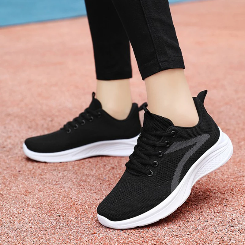 Women Casual Sport Shoes Breathable Lightweight Sneakers Outdoor Mesh Black Running Shoes Athletic Jogging Tenis Walking Shoes