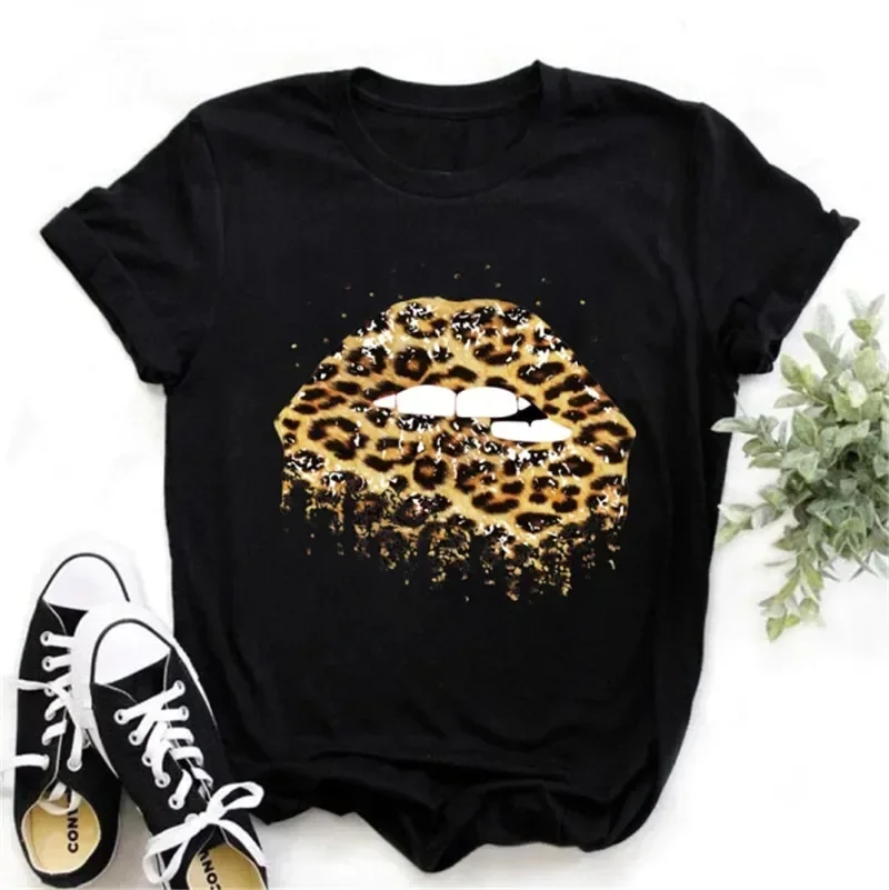 Camiseta con estampado de corazón de amor de leopardo para mujer, camiseta negra, Camiseta estampada de manga corta para mujer, camisetas informales para mujer