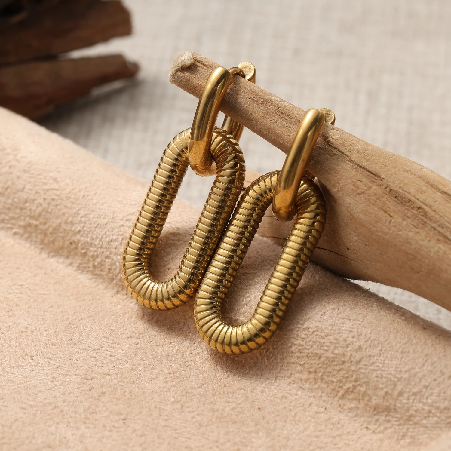 St.delan 18K Vergoldete Edelstahl-Ketten-Ohrringe für Frauen Trendiger Premium-Modeschmuck Ohr-Accessoire – Detail 6