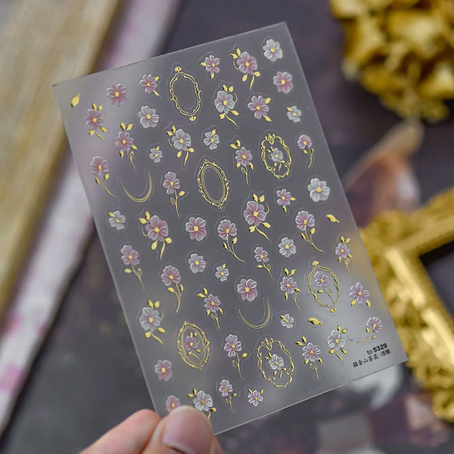 Adesivi per unghie con fiore di camelia in metallo Decorazione per unghie adesiva con design 3D di alta qualità T-5329