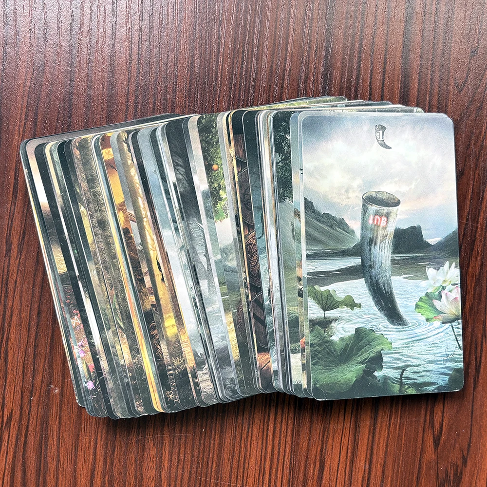 Mazzo di tarocchi rune in russo |   Carte da divinazione della mitologia nordica scura |   Set da 78 carte con guida PDF |   Arte vichinga mistica