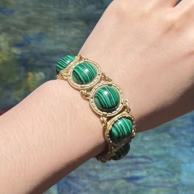 

Vintage Malachite Natural Stone Bracelet For Women Accessories Black Red Agate Antique Gold Color Luxury Dubai Jewelry Charms