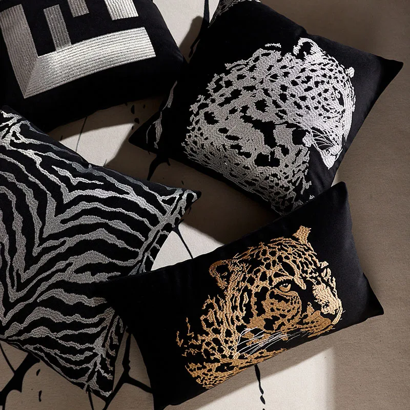 

High End Luxury Leopard Embroidered Cushion Cover Black Velvet Gold Silver Leopard Print Pillow Cover Premium Sofa Pillowcase