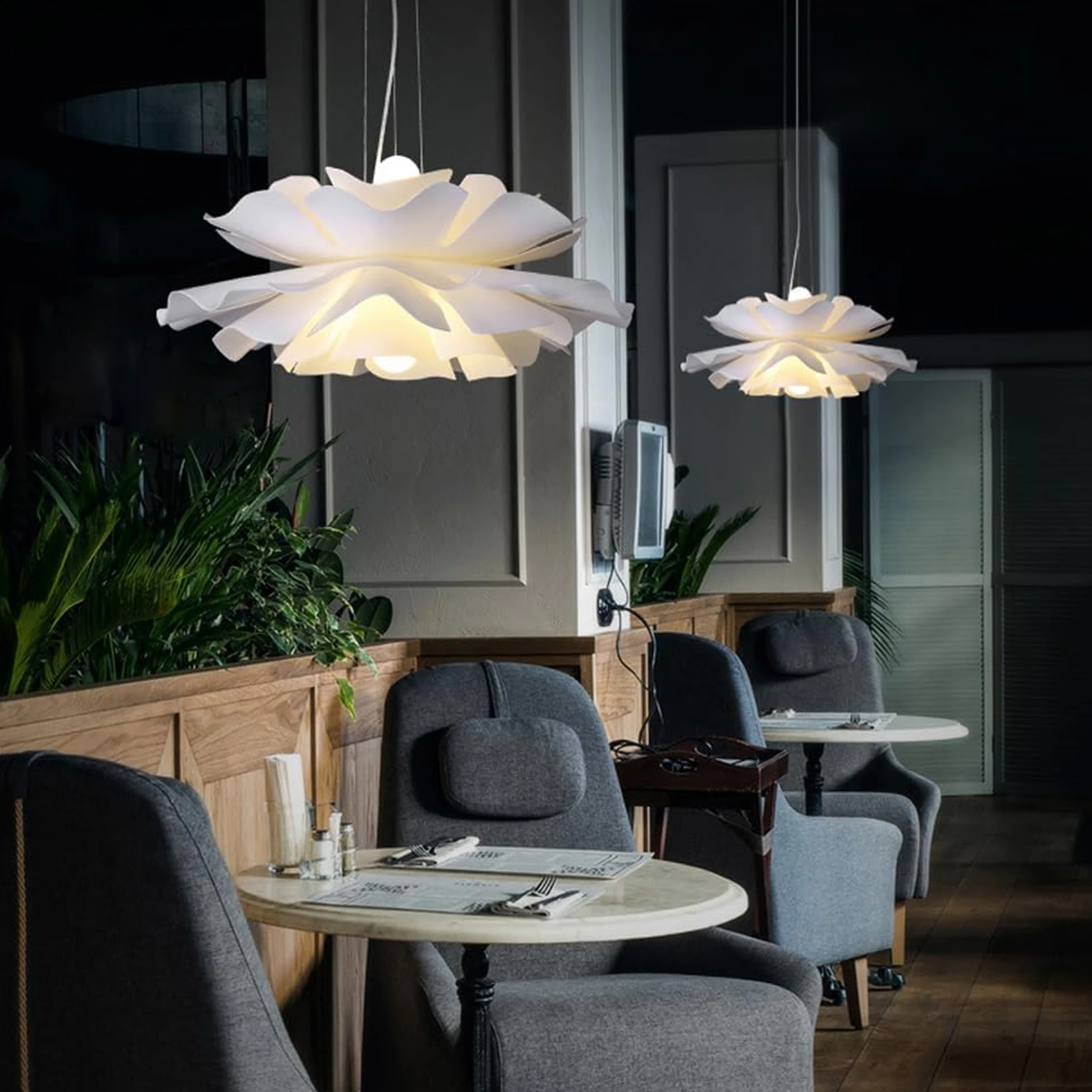 Modern Flower Pendant Lamp Acrylic Petal Adjustable Height Ceiling Chandelier Dining Table Kitchen Island Bedroom Pendant Light