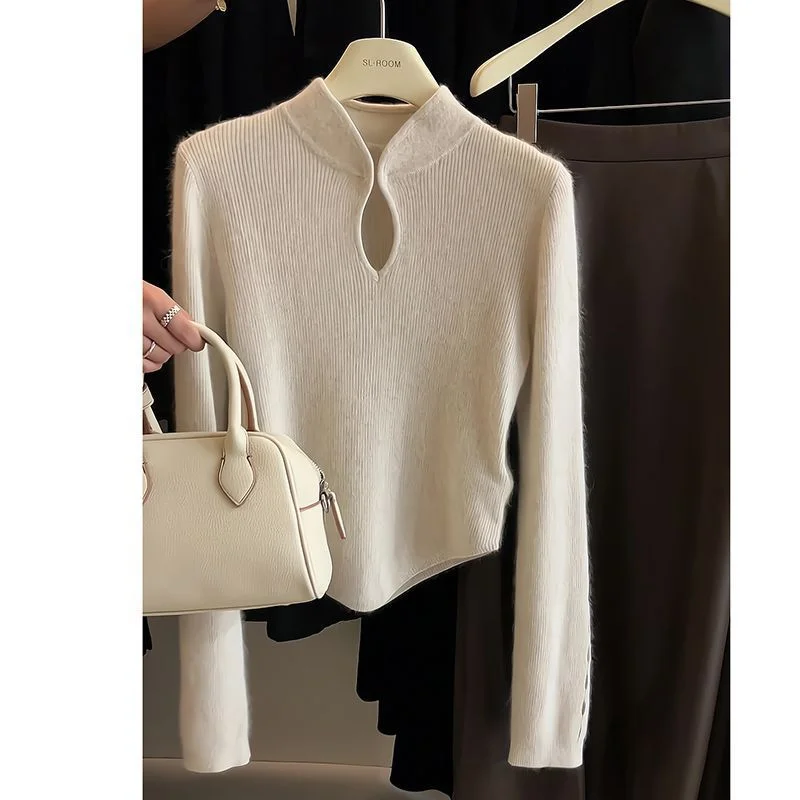 

Новый осенне-зимний вязаный свитер в китайском стиле с асимметричным воротником-стойкой и ажурной внутренней отделкой, модель 2026