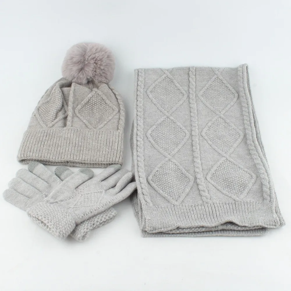 Yarmulke Elastic Scarf and Hat Set Touch Screen Soft Woolen Hat Plush Ball Rhombus Patterned Knitted Scarf Men