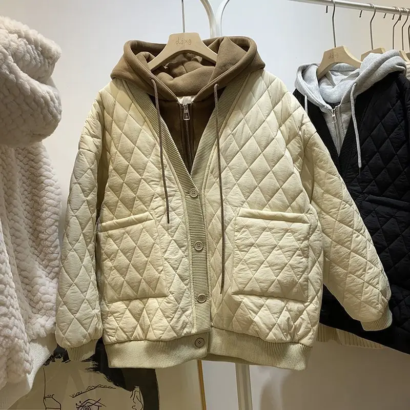 Neue farb blockierte einreihige Diamantgitter-Baumwoll jacke mit Kapuze und Reiß verschluss für Frauen