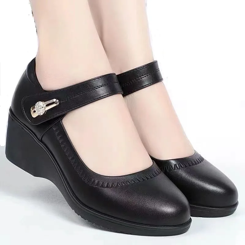 Women Fashion High Quality Wedge Heel Shoes for Spring Summer Lady Casual Street Comfort Black High Heel Shoes for Student A06