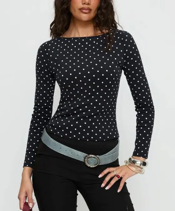 

2026 autumn and winter new women's versatile black and white polka dot top, backless long sleeved slim fit T-shirt for women