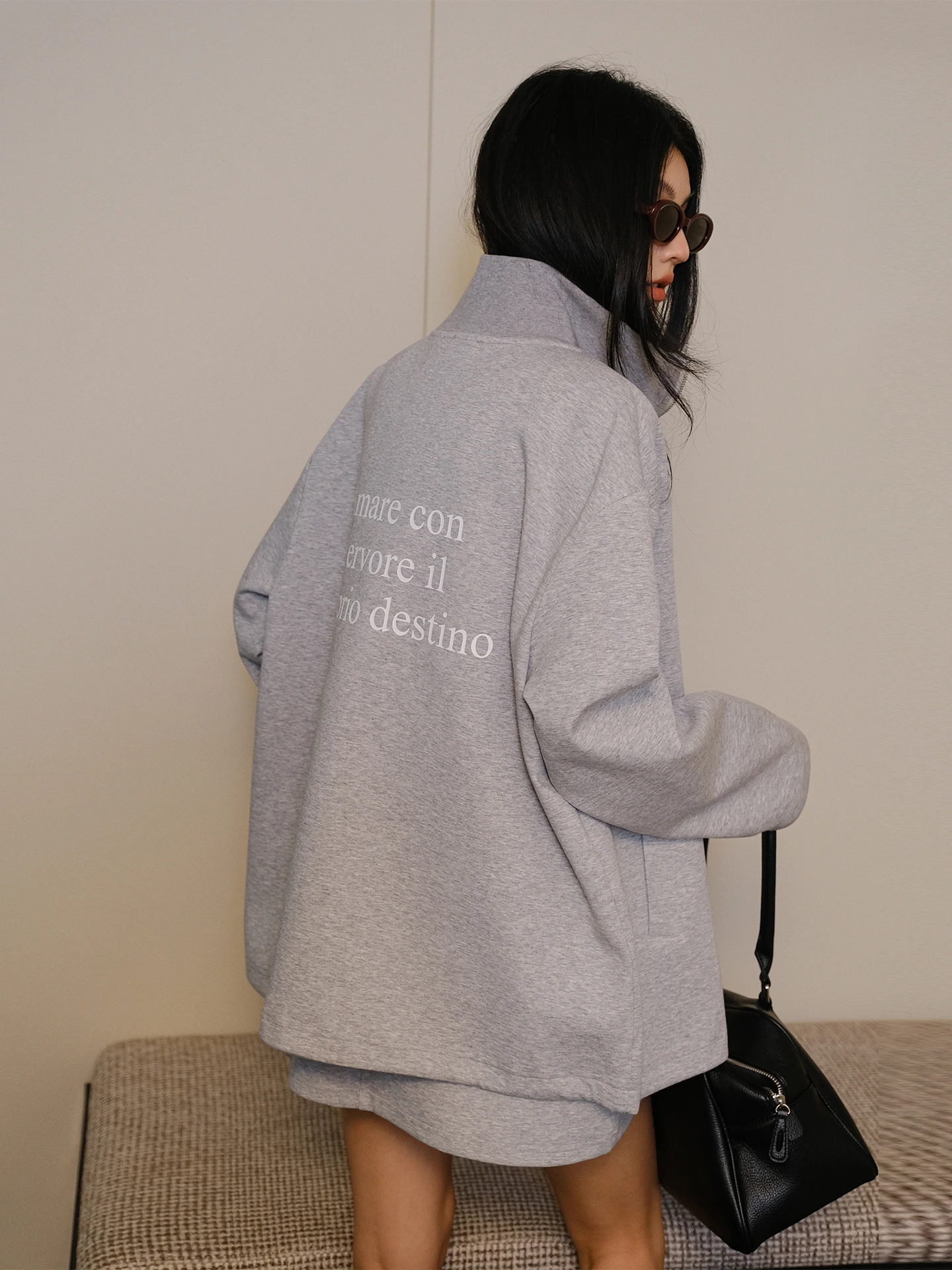 

Модный повседневный женский спортивный костюм-двойка Slim Fit для создания моложавого образа, весенний сезон