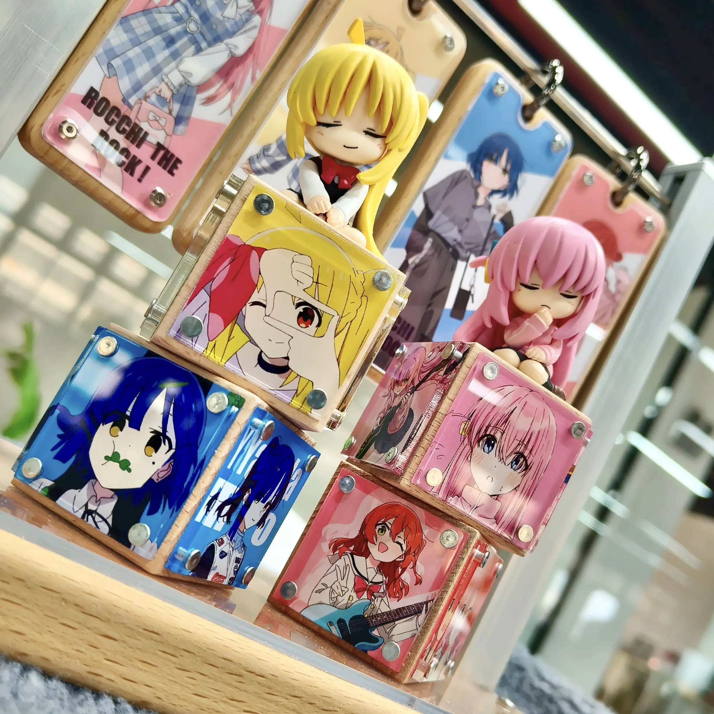 Bocchi Le Rocher! Figurine épaule à épaule - Présentoir de bureau à base magnétique, cadeau de collection anime
