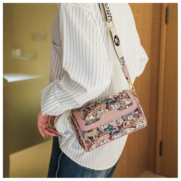 New Trendy Unique Design Cartoon Bear Single Shoulder Bag Chic Crossbody Bag Original Women's Shoulder Bag Purses and Handbags