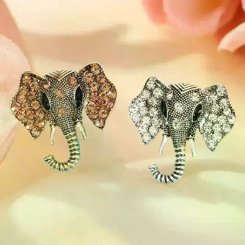 Retro Personalized Animal Alloy Elephant Brooches For Women Clothing Coat Jewelry Accessries Gifts