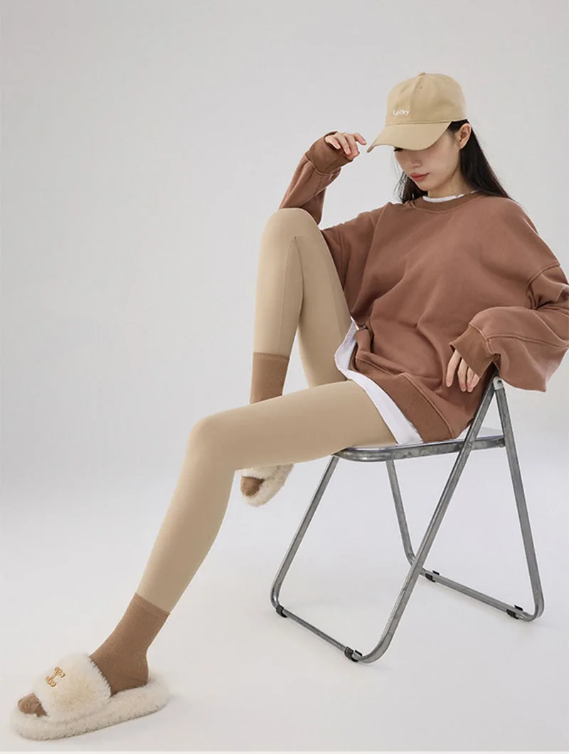 Fall Winter New Warm Fleece Lined Yoga Leggings Female High Waist Shaping Workout Sharkskin Leggings Elastic Tight Thermal Pants
