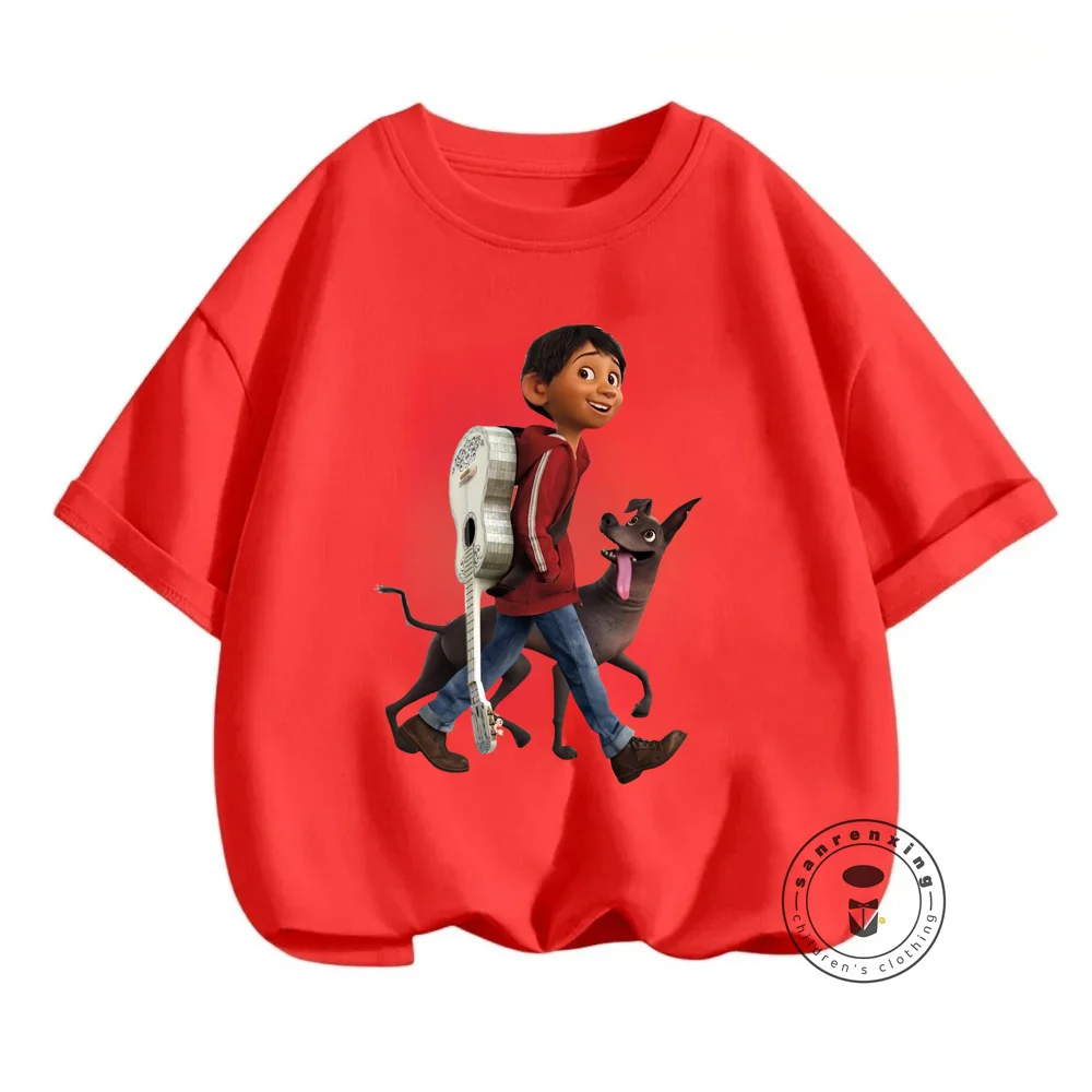 

2024 New Summer Disney Coco T-Shirts for Boys Girls Fashionable Street Style with O-Neck Kawaii Cartoon Prints and a Cute Look