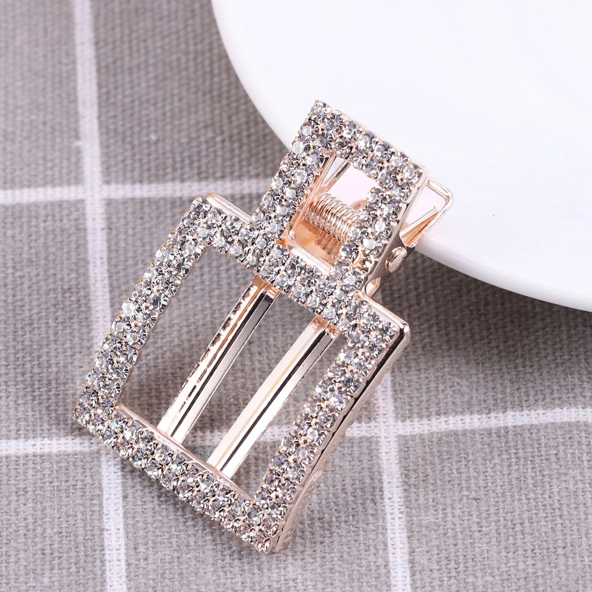 

1Pcs Diamond Hollow Square Hairpin Alloy Elegant Fashion Hair Clip for Women Girls Wedding Party Meeting Hairpins