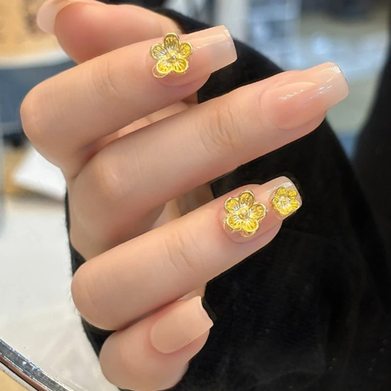 10PCS Golden 3D Butterfly Flower Nail Decoration Electroplated Golden Alloy Nail Accessory DIY Nail Art Drill