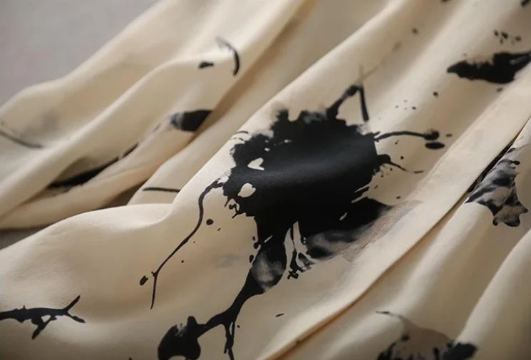 Nouvelle chemise à revers à manches longues et encre
