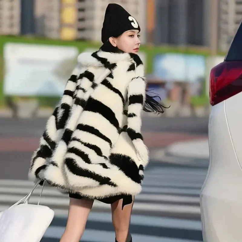 Toca Zebra Pattern Large Skimmer Collar Simulation Fur New Trend Coat Thickened Fashionable Gas Leisure Versatile