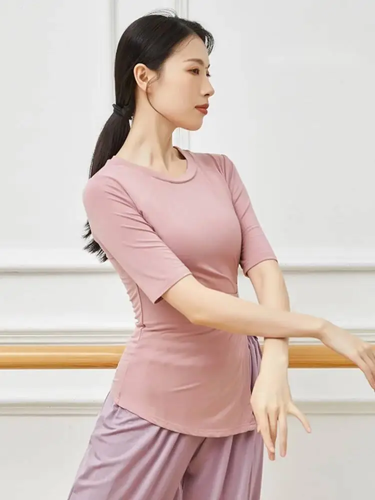 Camicia da ballo con orlo irregolare increspato tinta unita manica lunga slim fit stile classico top da donna allenamento per prove di scena