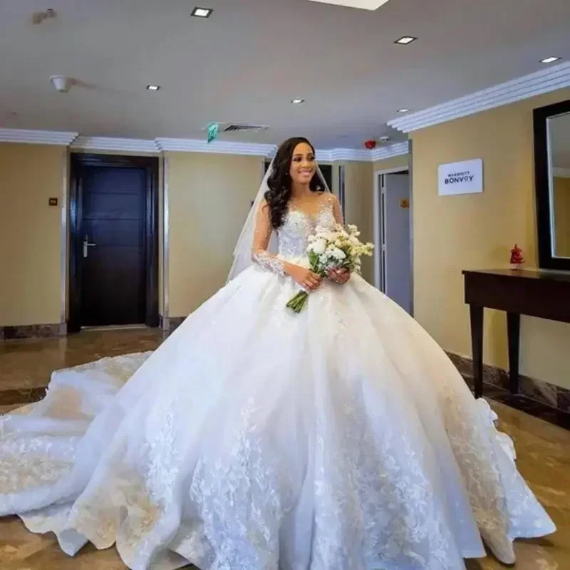 Customized Muslim Long Sleeves Wedding Dress Robe De Mariée Plus Size  Princess Applique Beading Sequins Puffy Bridal Gowns