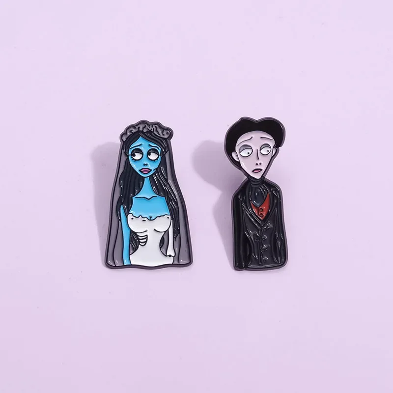 2 Pcs Couple Brooch New Film TV Bride Groom Hat Clothing Backpack Accessories Metal Badges Decoration Jewelry