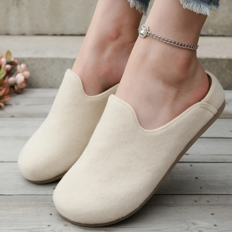 All Seasons Women Faux Suede Closed Toe Mules Slip On Flat Shoes, Comfort Non Slip Indoor Outdoor Casual Backless Clogs Slippers