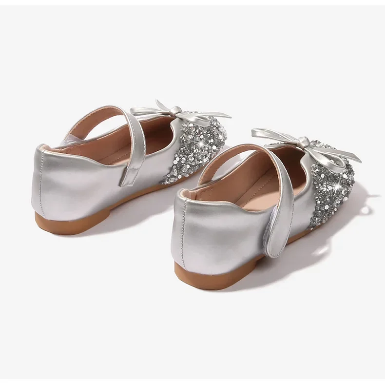 Bowknot 공주 크리스탈 신발 2025 새로운 여자 싱글 신발 반짝 이는 라인 석 신발 플랫 단독 성능 우아한 파티 신발