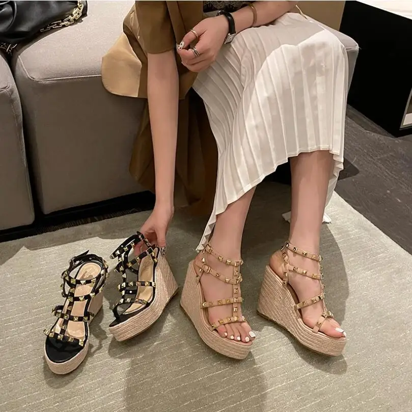 2023 Summer Women Sandals Pointed Toe Slingback Female Casual Outdoor Slides Slippers Metal Chain Flats with Shoes Ladies Mules