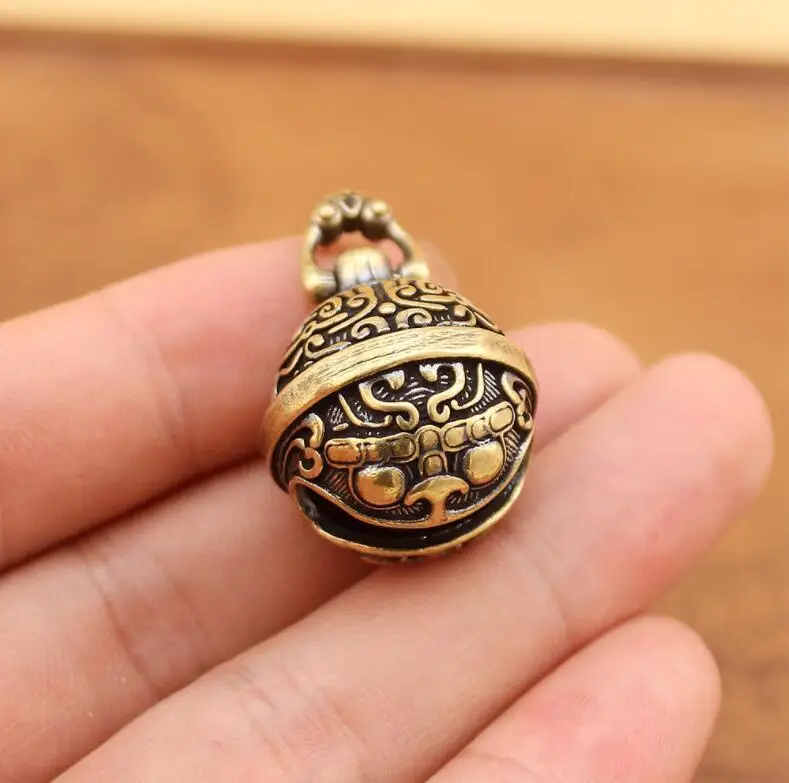 1pcs Brass Bell Bag Pendant Keychain Pants Bag Pendant Car EDC Handbag Pet Bell Pendant Gifts Toys