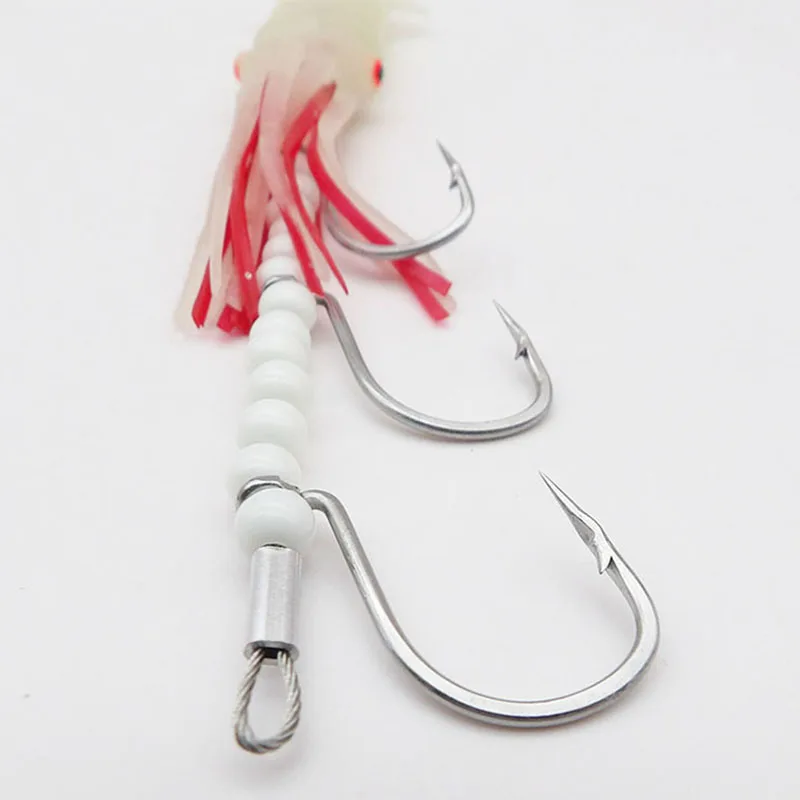 Luminous Squid Rubber Skirt Soft Bait 12cm 15cm Wire Triple Hook 10Pcs Night Fishing Lures Luminous Bait Bellows Hairtail