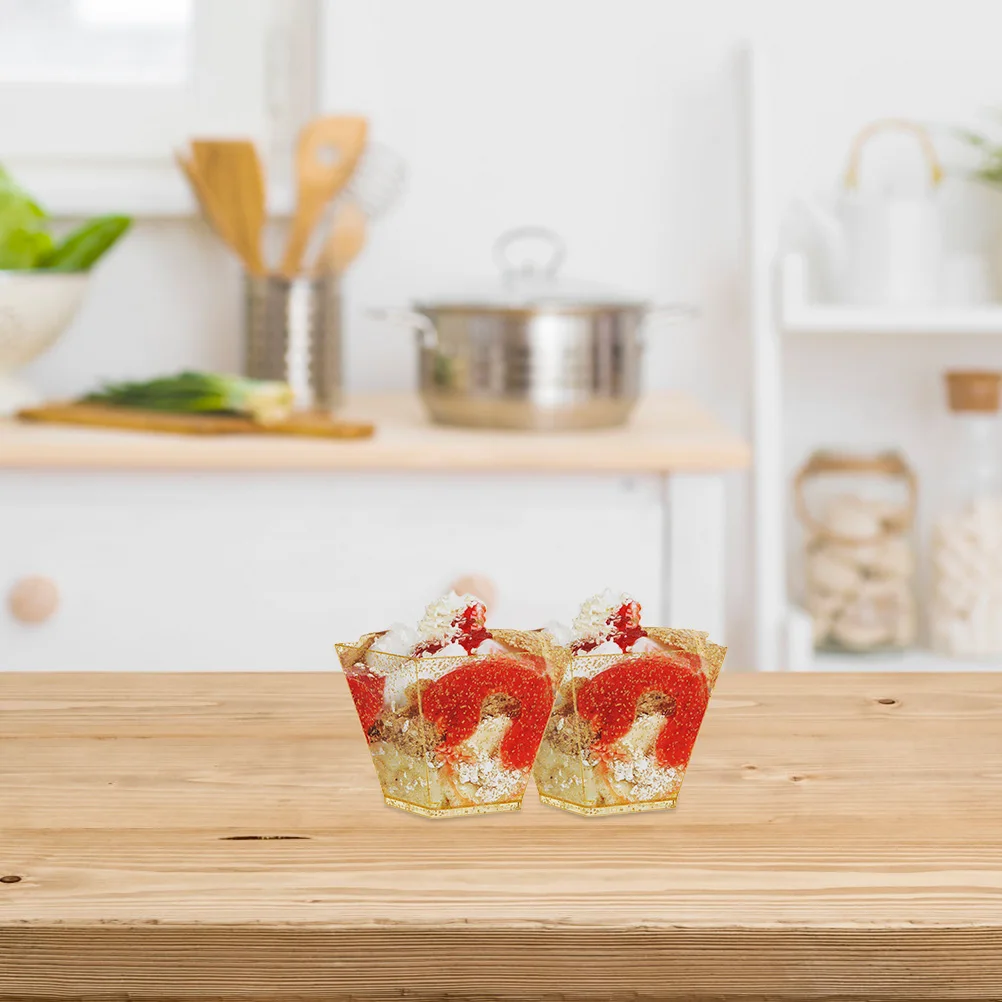 

Clear Plastic Dessert Cups 50pcs Square Tiramisu Mousse Bowls Trifle Shooters Pudding Ice Cream Yogurt Storage Supply