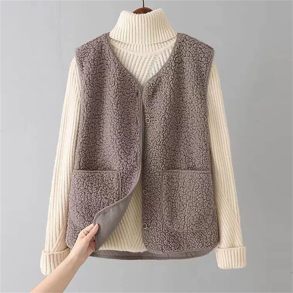 Women's Warm Vest Lamb Fur Traffic Store Elegant Jacket Vest Tops Woman 2024 Korean Reviews Clothes Single Breasted Cardigan