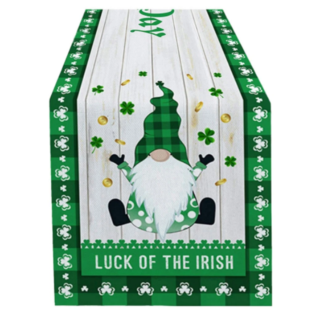 J1UL1N St. Patrick's Day Printed Table Runner Green Clover Table Runner For Saint Patricks Day Holiday Parties Decor