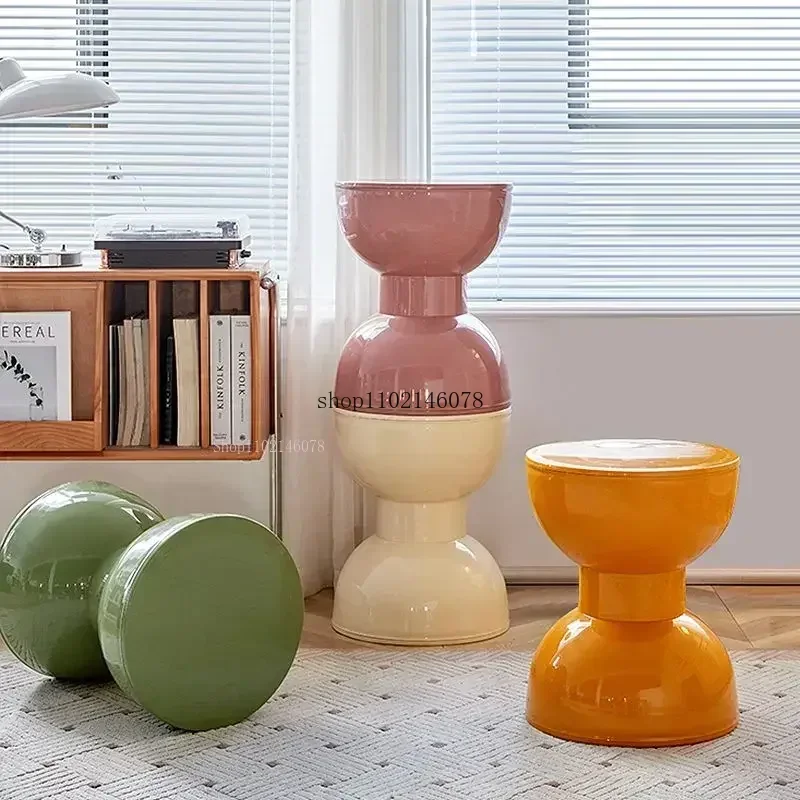 

Низкий пластиковый табурет в скандинавском стиле, круглый обеденный и обувной пуфик для гостиной и дома