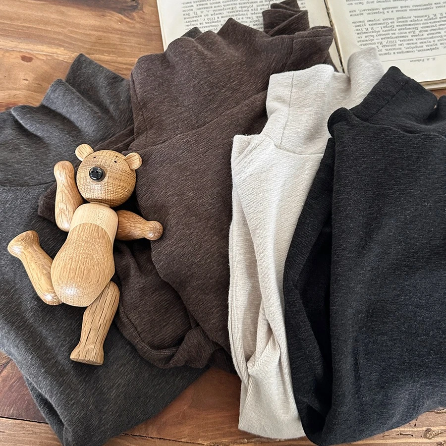 2025 الخريف الاطفال طويلة الأكمام تي شيرت لينة القطن نصف طوق أعلى للجنسين طفل 1 إلى 8 سنوات عارضة الأطفال البلوز