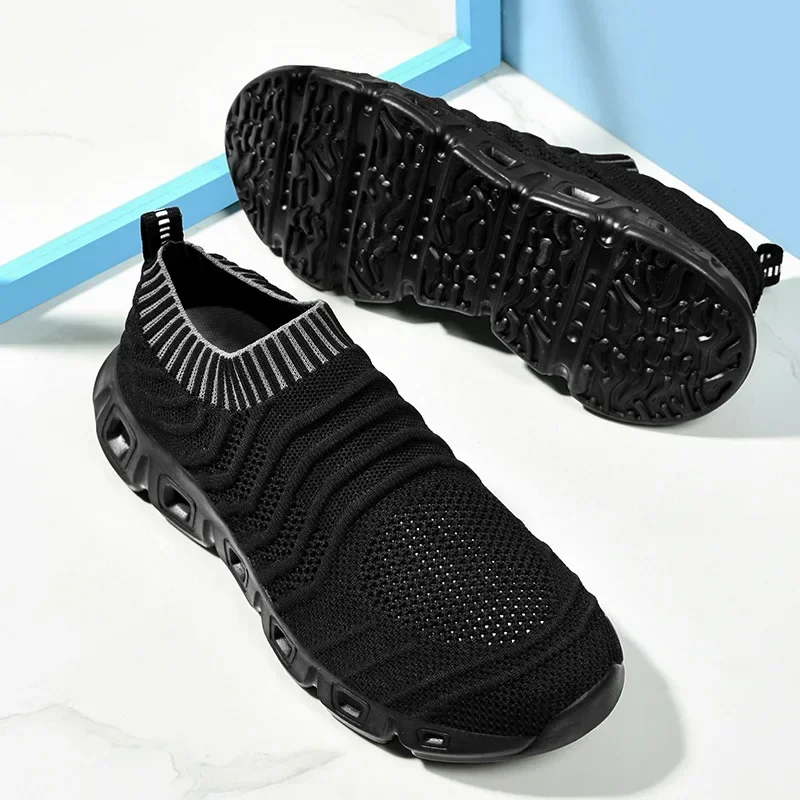 Gorąca sprzedaż Harajuku Mężczyźni Miękkie Buty Casualowe Oddychające Stylowe Sportowe Trampki Męskie Outdoor Flats Walking Sock Shoes Plus Size 39-48