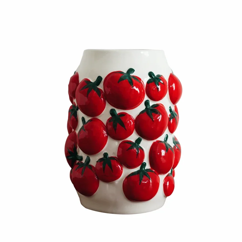

Hand painted three-dimensional tomato pepper shape ceramic vase, flower arrangement, decoration