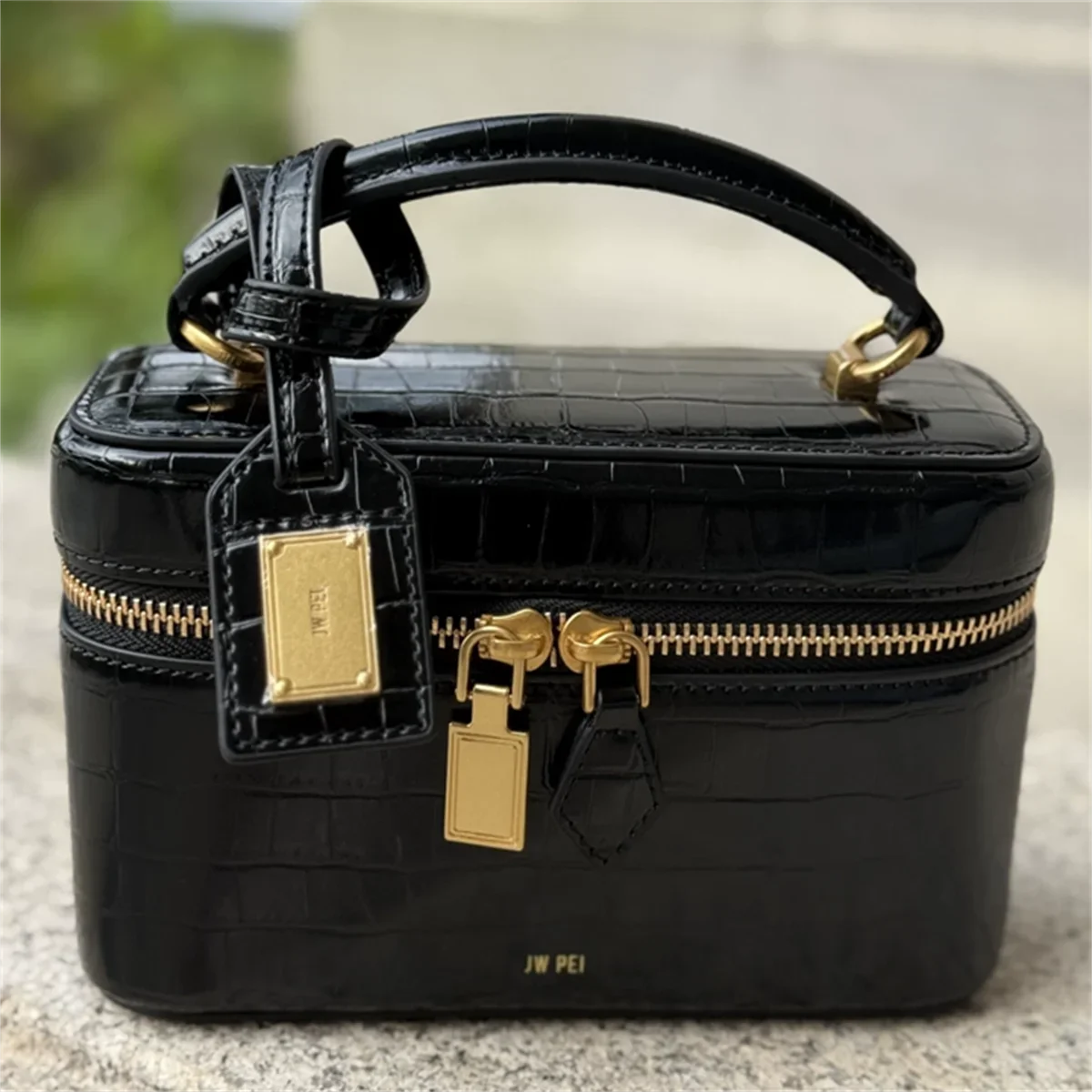 Luxuriöse französische Vintage-Umhängetasche mit Krokodilprägung: Kleine quadratische Damen-Schultertasche - Exquisite Box-Handtasche für den täglichen Gebrauch – Detail 4