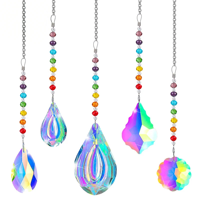 Prisme arc-en-ciel en cristal coloré fascinant avec chaîne de suspension